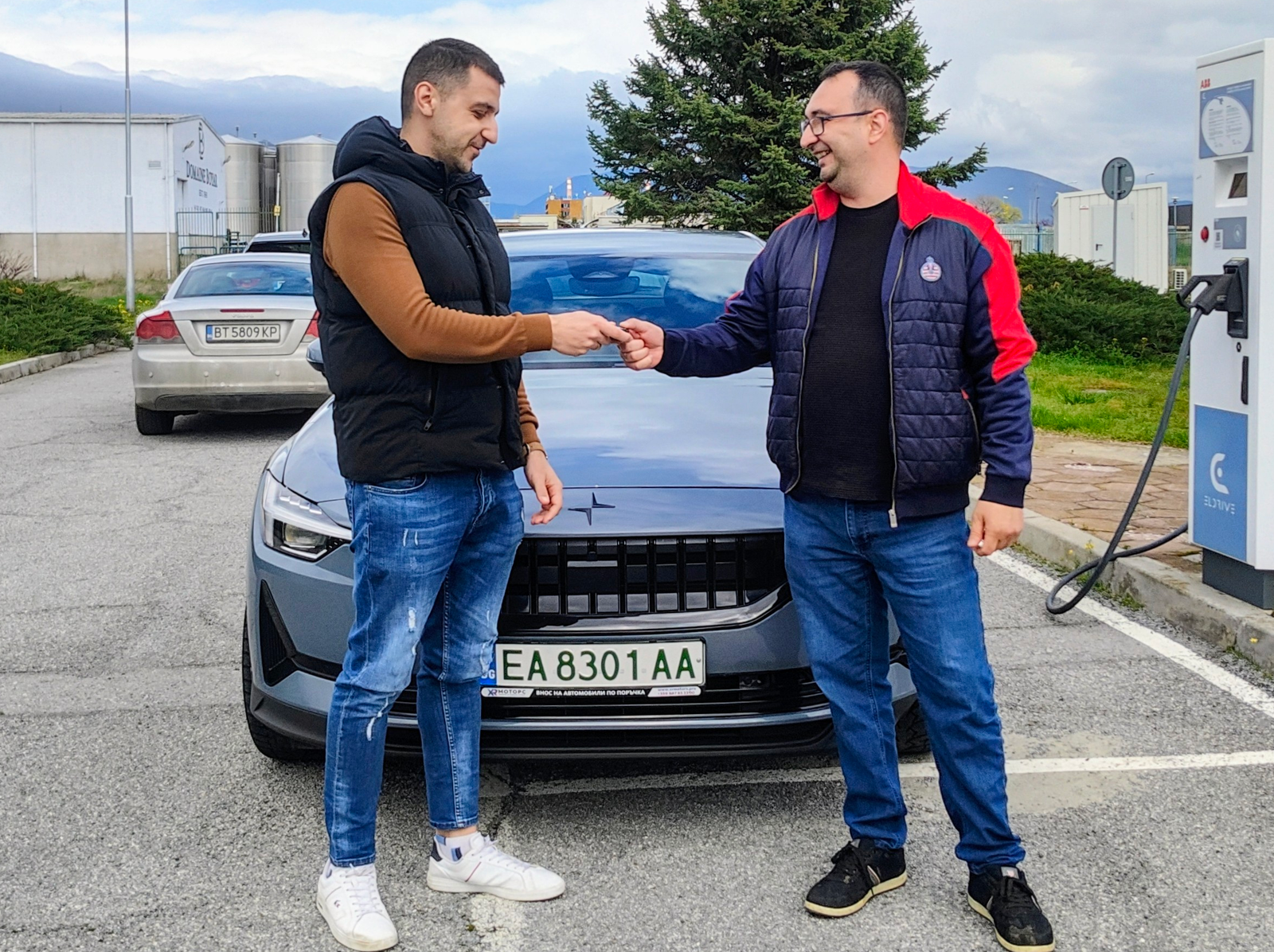 2022 Polestar 2 Long Range в България